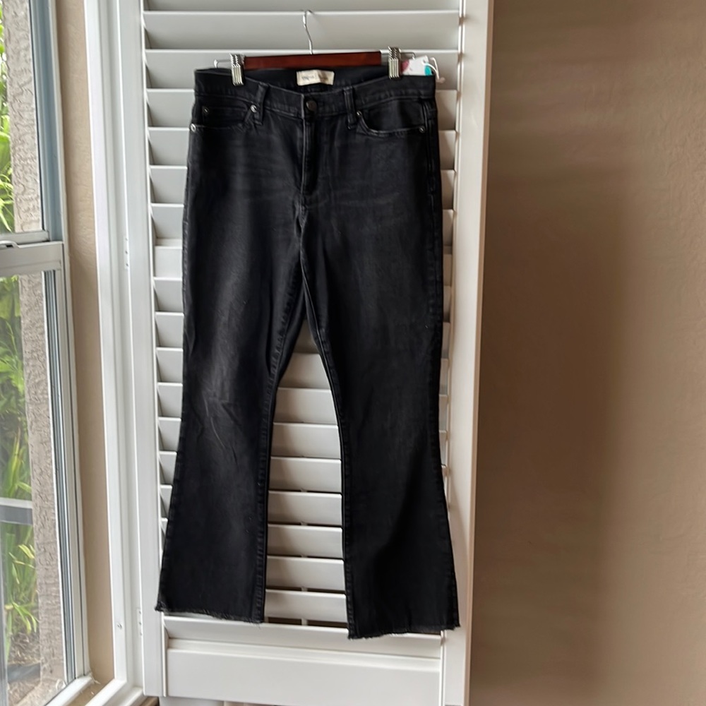 Gap frayed bottom jeans